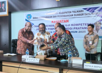 Pemkab Tolikara Gelar Evaluasi Kinerja dan Uji Kompetensi Pejabat Pimpinan Tinggi Pratama