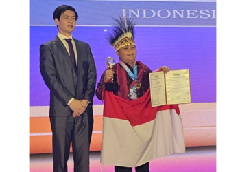 Raja Charisson Sinurat, Pelajar Papua Barat Daya Sabet Juara Dunia Matematika Tahun 2026