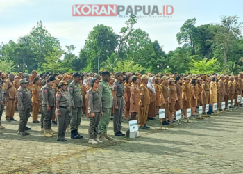 Sekda Mimika Ingatkan ASN Fokus Bekerja dan Tidak Terpengaruh Opini Negatif di Media Sosial