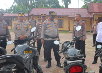 Kapolres Frits Erari Pimpin Langsung Pemeriksaan Kendaraan Dinas Personel Polres Supiori