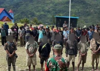 Tiga Anggota Pemberontak di Wilayah Kiwirok Kembali ke Pangkuan NKRI, Serahkan Satu Pucuk Sejata Api