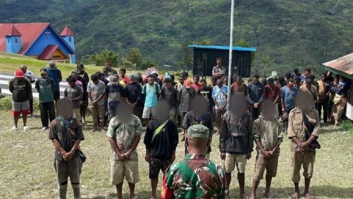 Tiga Anggota Pemberontak di Wilayah Kiwirok Kembali ke Pangkuan NKRI, Serahkan Satu Pucuk Sejata Api