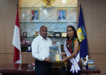 Finalis Puteri Indonesia 2026 Wakil Provinsi Papua Audiensi dengan Gubernur Mathius Fakhiri