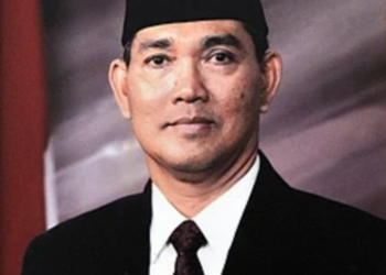 Wakil Presiden ke-6 Republik Indonesia Try Sutrisno Wafat