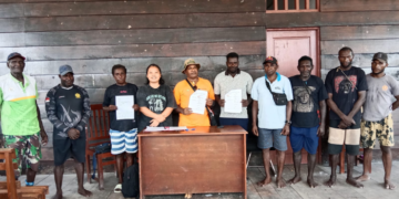 YPMAK Sosialisasi Program Ekonomi di Kampung Kiura, Fokuskan Perluasan Kebun Kelapa dan Pembangunan Rumah Layak Huni