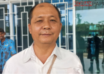 Evakuasi Guru yang Menderita Sakit di Distrik Hoya Masih Terkendala Cuaca Buruk