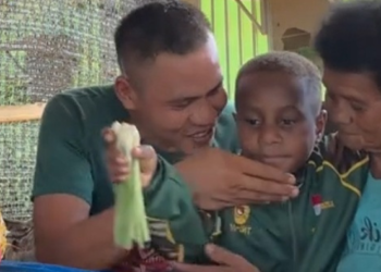 Tangis Pecah di Pos Perbatasan, Antara Oleh-oleh Sederhana dan Impian Masa Depan