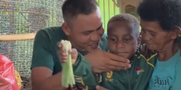 Tangis Pecah di Pos Perbatasan, Antara Oleh-oleh Sederhana dan Impian Masa Depan