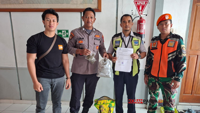 Korpasgat Gagalkan Penyelundupan 609 Gram Ganja yang Disembunyikan dalam Tas Kartun Anak