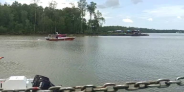 Bawa Pasien Rujukan ke Timika, Speedboat Puskesmas Agimuga Terobang-Ambing di Perairan Puriri