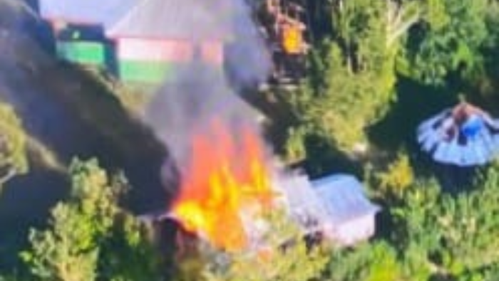 OPM Kodap III Bakar Rumah di Puncak, Warga Mengungsi