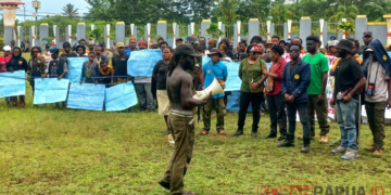 Demo di DPRK Mimika: FRP Angkat Isu Otsus, Freeport dan Militerisme