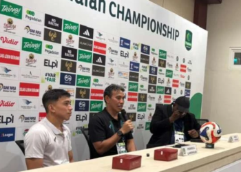 Janji Bima Sakti Terbukti, Bermain di Kandang Persipura, Persela Tahan Imbang Tanpa Gol