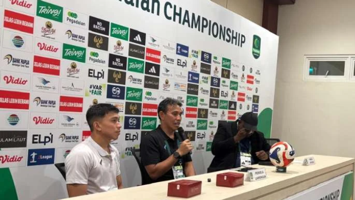 Janji Bima Sakti Terbukti, Bermain di Kandang Persipura, Persela Tahan Imbang Tanpa Gol