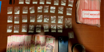 Polisi di Timika Tangkap Dua Pengedar dan Sita Ratusan Paket Sabu