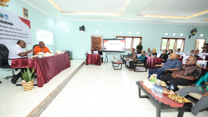 Bertemu 12 Pimpinan PTS di Timika, Gubernur Meki: Riset dan Kajian Ilmiah Jadi Dasar Kebijakan Pemerintah