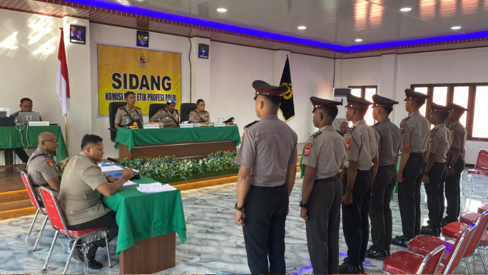 Peristiwa Dogiyai Berdarah: Empat Personel Polres Nabire Dipecat, Kapolsek Kamu Demosi Tiga Tahun