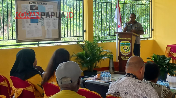Distrik Iwaka Perkuat Pengawasan Dana Kampung Lewat Sosialisasi Pengelolaan Anggaran