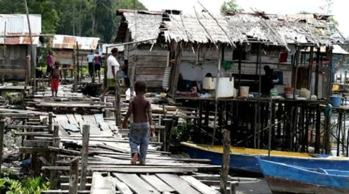 Papua Tengah Diantara Dua Prestasi: Peringkat Pertama Penurunan Tingkat Pengangguran dan Provinsi Termiskin di Indonesia