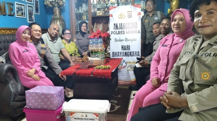 Jelang HUT Bhayangkara ke-80, Polres Mimika Jenguk Personel Sakit Menahun, Satu Anggota Berpulang