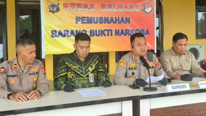 Tingkatkan Derajat Kesehatan, Dinkes Mimika Gandeng Lembaga Adat dan Tokoh Masyarakat