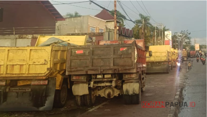 Stok BBM Aman, Antrean Panjang Tetap Terjadi, Bupati Mimika Minta Aparat Sweeping SPBU