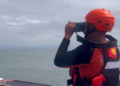 Berdasarkan pengalaman sejumlah operasi SAR sebelumnya, korban yang hilang kontak di wilayah tersebut umumnya hanyut ke perairan antara Timika dan Dobo, tepatnya di Laut Arafura.