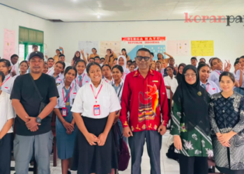 Panitia MPLS Resmi Serahkan 67 Siswa Baru ke SMKN 6 Mimika