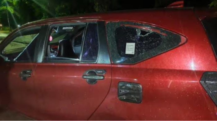 Teror di Jalan Kwamki Narama, Mobil Maxim Dilempari Batu hingga Kaca Pecah Saat Jemput Dokter