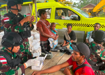 Tembus Pedalaman Papua, Satgas Pasgat Koroway Batu Layani Pengobatan Gratis dan Edukasi Kesehatan