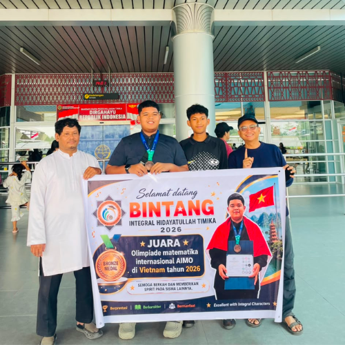 Empat Siswa Mimika Ukir Prestasi di Vietnam, Harun Bawa Pulang Medali Perunggu AiMO 2026