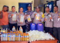 Polisi Sita 288 Liter Miras Lokal dari Penumpang KM Leuser di Pelabuhan Pomako Timika