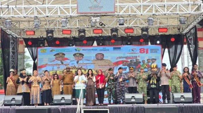Festival UMKM Mimika 2026 Dibuka, 125 Pelaku Usaha Bidik Pasar Nasional hingga Internasional