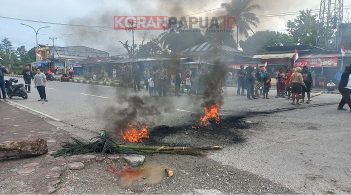 Akses Jalan di SP2 Timika Sempat Lumpuh, Warga Palang Jalan Terkait Sengketa Tanah