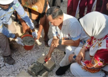 Mendagri Tito Letakkan Batu Pertama Sekolah Rakyat di Biak, Beroperasi Tahun Ajaran 2027