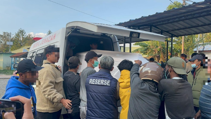Jenazah Sopir Wamena–Mbua Tewas Terbakar Dievakuasi, Polisi Selidiki Kasusnya