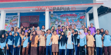 Dinkes Mimika Tanamkan Kebiasaan Hidup Sehat dan Cegah Anemia di SMPN 6 Timika