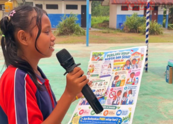 Ketua OSIS SMPN 1 Mapurujaya Ajak Siswa Hidup Sehat lewat Edukasi PHBS Dinkes Mimika