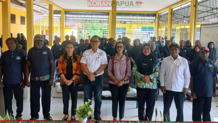 Seminar di Iwaka, Dinkes Mimika Dorong Pencegahan Kematian Ibu Sejak Dini
