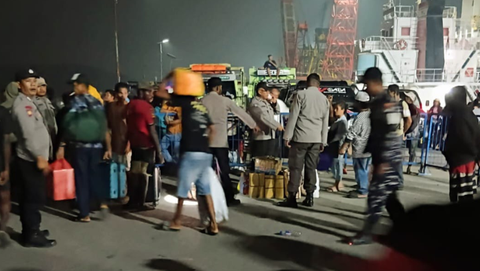 233 Liter Sopi Diamankan dari KM Sirimau di Pomako, Diduga untuk Dijual di Timika