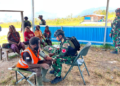 Satgas Pasgat Layani Warga Sinak, dari Pengobatan Gratis hingga Bantuan Sembako
