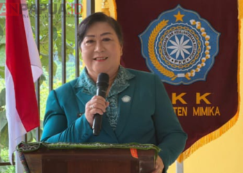 Pengurus PKK Iwaka Dikukuhkan, Suzy Rettob Minta Fokus Jawab Kebutuhan Warga