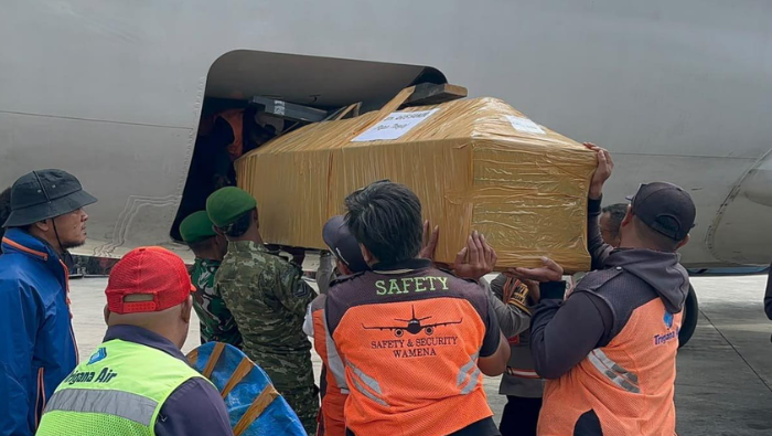 Satgas Damai Cartenz Buru Pelaku Penembakan Aris Sanda, Jenazah Dipulangkan ke Toraja