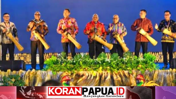 Gubernur Meki Nawipa Dorong Budaya Keselamatan Lewat IFRC 2026 di Timika