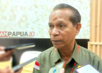 Ketua FKDM Mimika Luky Mahakena Ingatkan Warga Waspadai Hoaks di Medsos